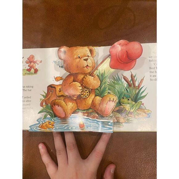 Catch That Hat!: The Magical World of Teddies Childrens Pop up Book NWOT - Picture 7 of 8